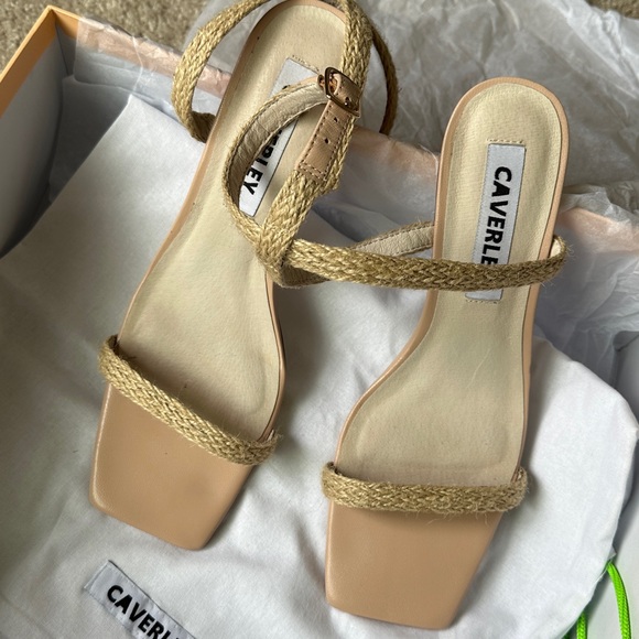 Caverley Jamie Heel Natural - Picture 3 of 8